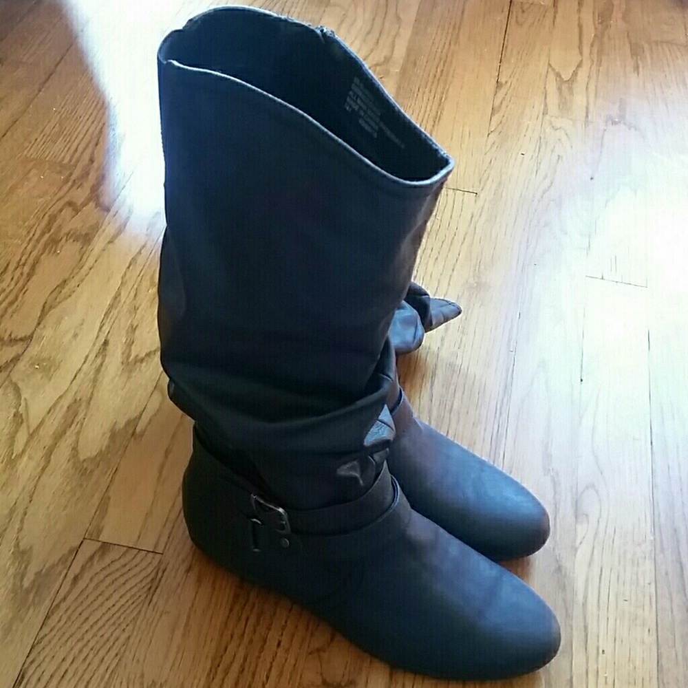 Black Seven 7 Dials Diem boots, size 8.5
